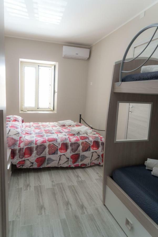 Casa vacanza “Grigio Perla” Villa Pachino Esterno foto